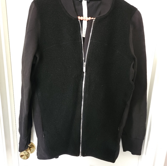 Lululemon Boucle mid jacket - Picture 13 of 13
